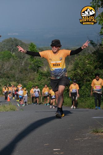 Race photo from Kelud Vertical Challenge 2024