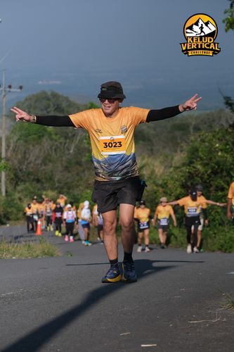 Race photo from Kelud Vertical Challenge 2024