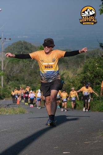 Race photo from Kelud Vertical Challenge 2024