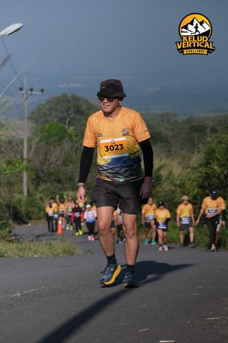 Race photo from Kelud Vertical Challenge 2024