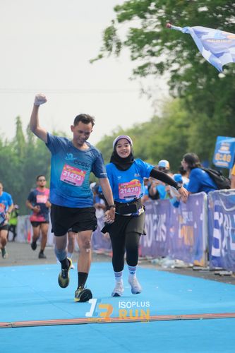 Race photo from Isoplus Run 2024 Surabaya