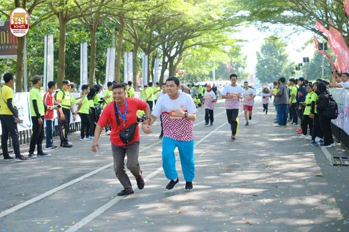 Race photo from Kediri Half Marathon 2024