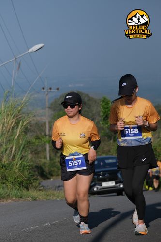 Race photo from Kelud Vertical Challenge 2024