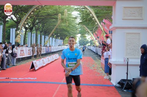 Race photo from Kediri Half Marathon 2024