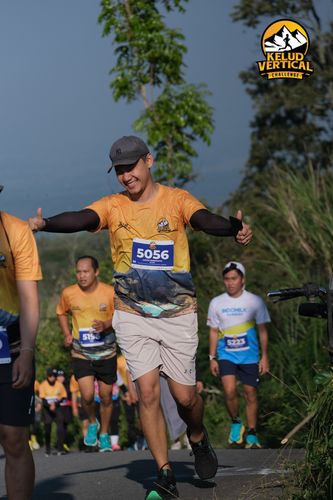 Race photo from Kelud Vertical Challenge 2024
