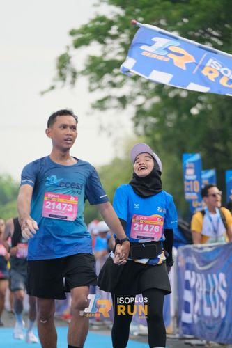 Race photo from Isoplus Run 2024 Surabaya