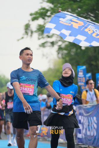 Race photo from Isoplus Run 2024 Surabaya