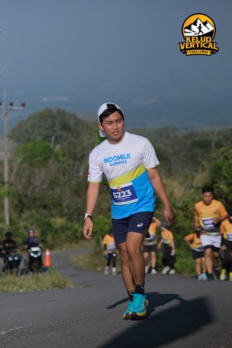 Race photo from Kelud Vertical Challenge 2024