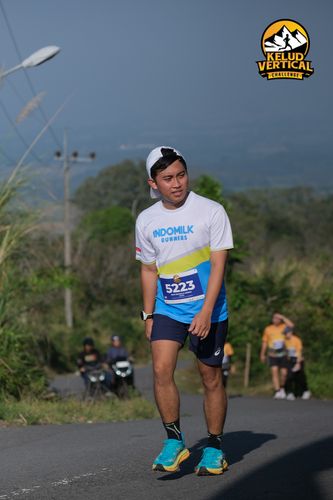 Race photo from Kelud Vertical Challenge 2024