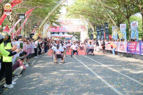 Race photo from Kediri Half Marathon 2024