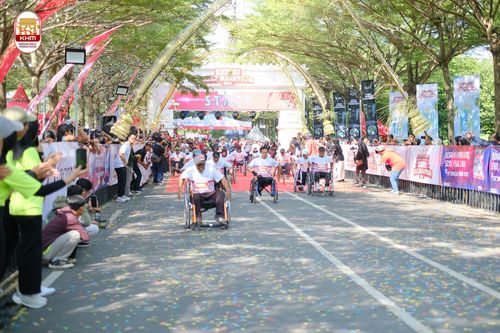 Race photo from Kediri Half Marathon 2024