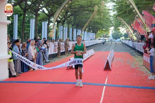 Race photo from Kediri Half Marathon 2024