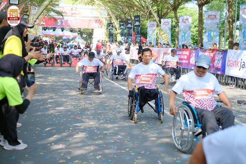 Race photo from Kediri Half Marathon 2024