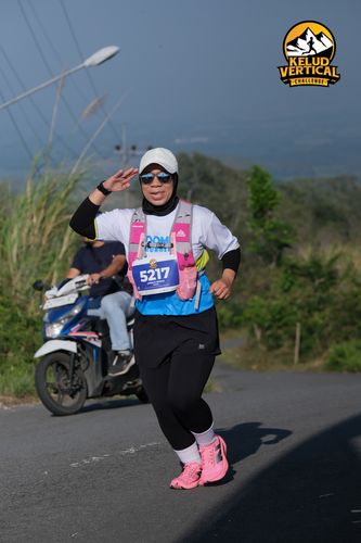 Race photo from Kelud Vertical Challenge 2024