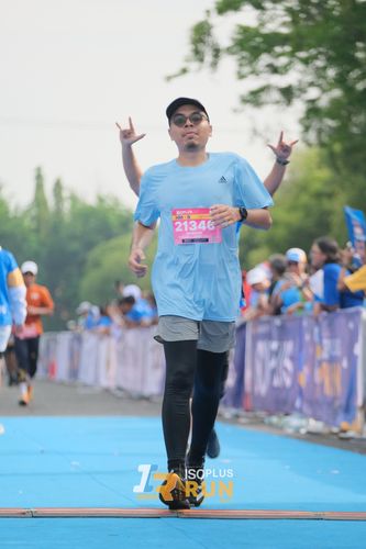 Race photo from Isoplus Run 2024 Surabaya
