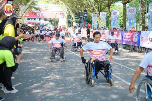 Race photo from Kediri Half Marathon 2024