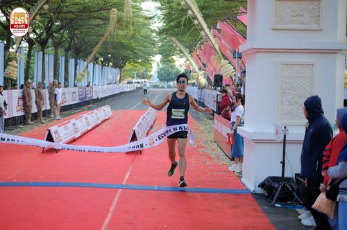 Race photo from Kediri Half Marathon 2024