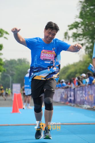 Race photo from Isoplus Run 2024 Surabaya