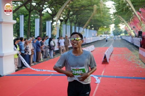 Race photo from Kediri Half Marathon 2024