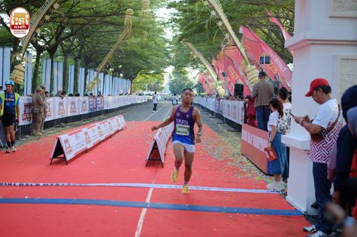 Race photo from Kediri Half Marathon 2024