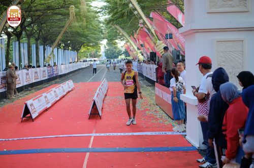 Race photo from Kediri Half Marathon 2024