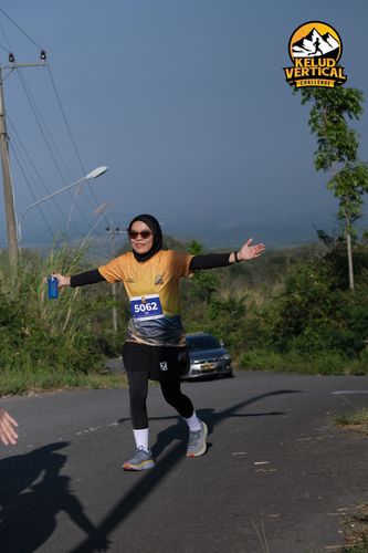 Race photo from Kelud Vertical Challenge 2024