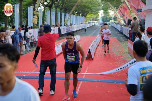 Race photo from Kediri Half Marathon 2024