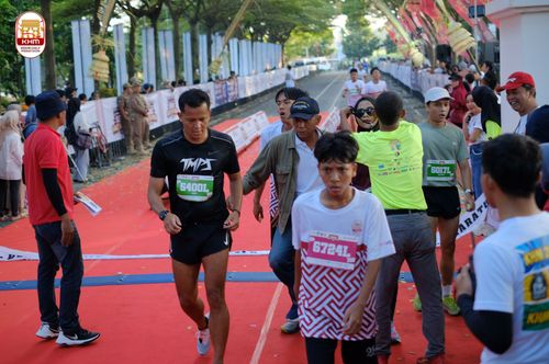 Race photo from Kediri Half Marathon 2024