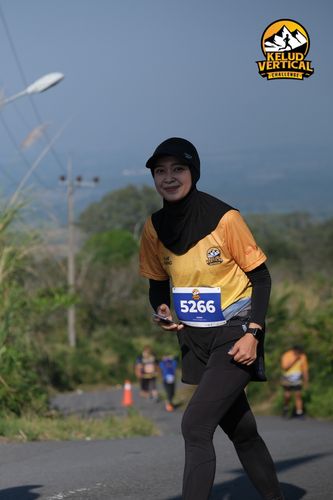 Race photo from Kelud Vertical Challenge 2024