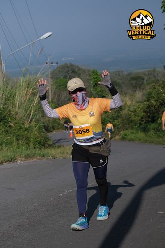 Race photo from Kelud Vertical Challenge 2024