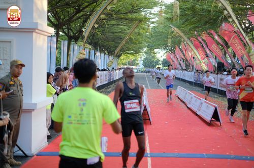 Race photo from Kediri Half Marathon 2024