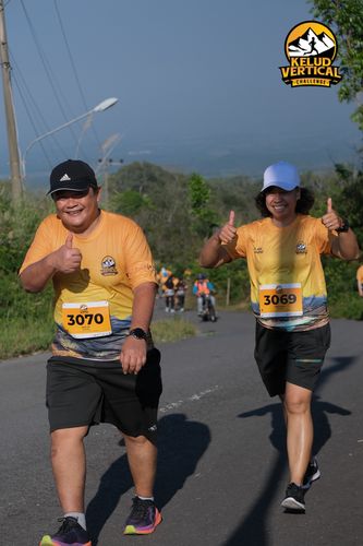 Race photo from Kelud Vertical Challenge 2024