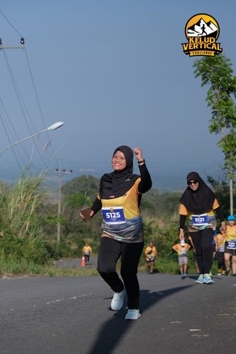Race photo from Kelud Vertical Challenge 2024