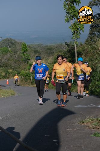Race photo from Kelud Vertical Challenge 2024