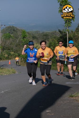 Race photo from Kelud Vertical Challenge 2024