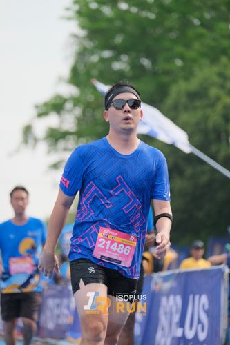 Race photo from Isoplus Run 2024 Surabaya
