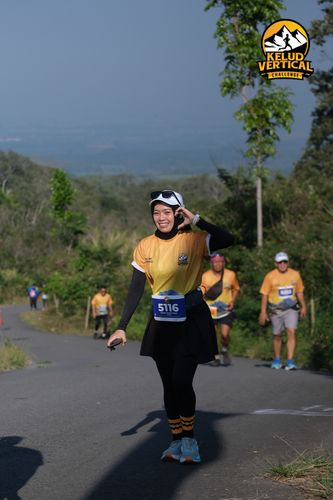 Race photo from Kelud Vertical Challenge 2024