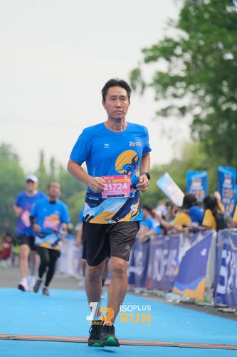 Race photo from Isoplus Run 2024 Surabaya