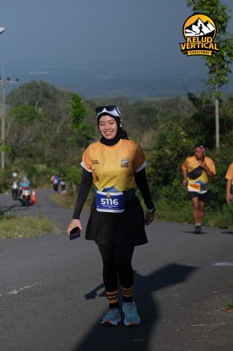 Race photo from Kelud Vertical Challenge 2024