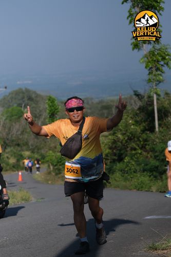 Race photo from Kelud Vertical Challenge 2024