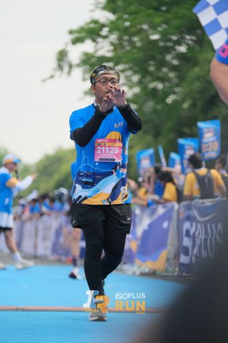 Race photo from Isoplus Run 2024 Surabaya