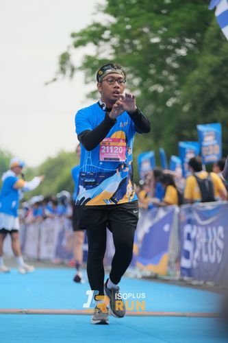 Race photo from Isoplus Run 2024 Surabaya
