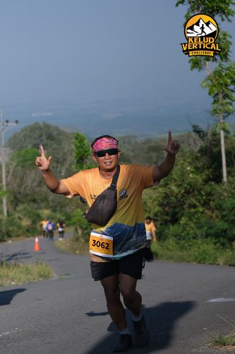 Race photo from Kelud Vertical Challenge 2024