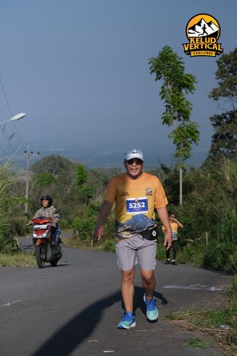 Race photo from Kelud Vertical Challenge 2024