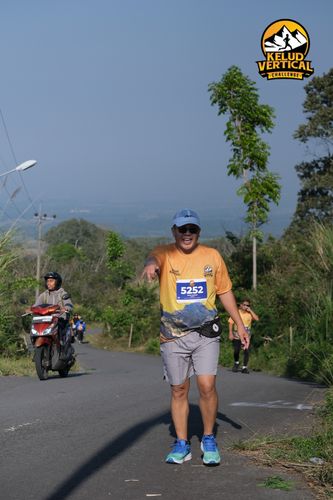 Race photo from Kelud Vertical Challenge 2024