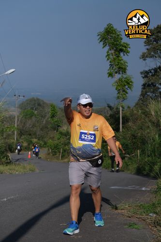 Race photo from Kelud Vertical Challenge 2024