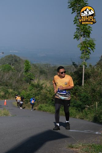 Race photo from Kelud Vertical Challenge 2024