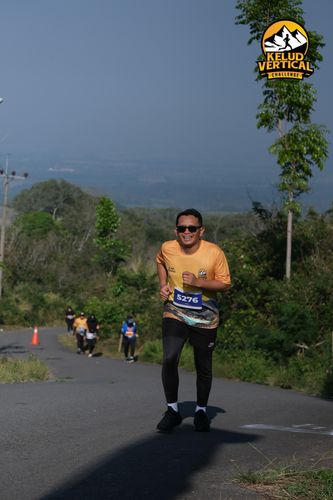 Race photo from Kelud Vertical Challenge 2024