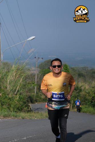 Race photo from Kelud Vertical Challenge 2024