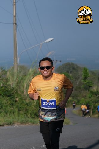 Race photo from Kelud Vertical Challenge 2024